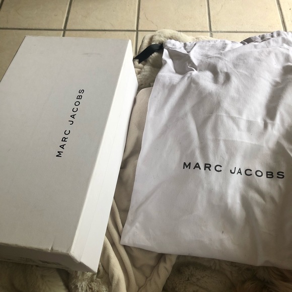 Marc Jacobs / Black Block Heel Mary Jane Pumps - Picture 7 of 8